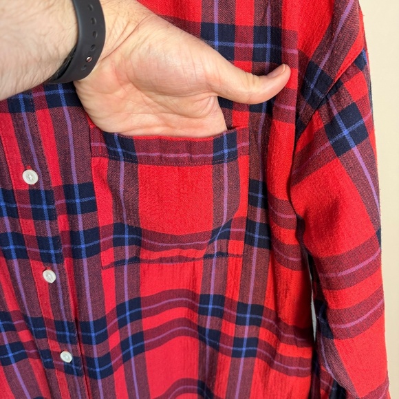 Old Navy Women's Large Red Plaid BOYFRIEND Button Up Flannel Shirt Casual Relax - Picture 4 of 16